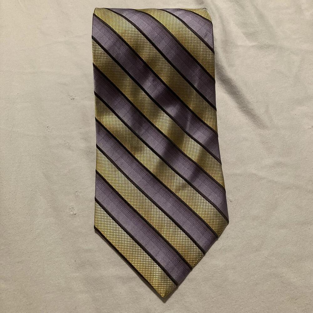 NWOT Bachrach Purple/Gold Stripes Silk Tie 57/4